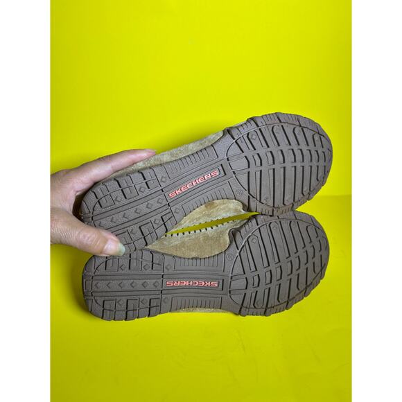 Skechers Womens Tan Suede Memory Foam Slip On Loafers Size 9.5 NWOT - Picture 7 of 9